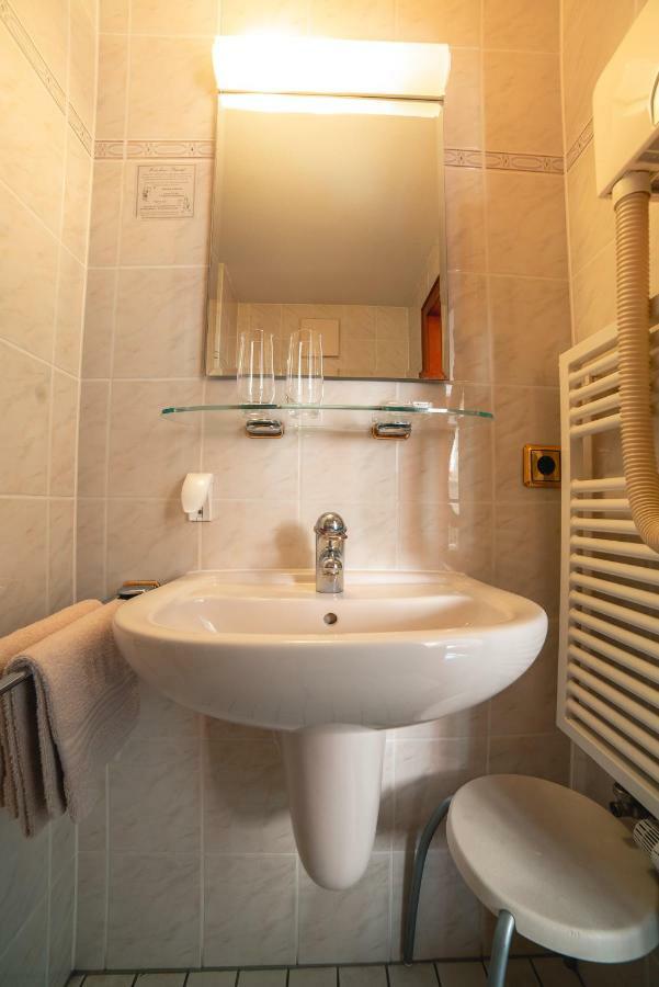 Alte Posthalterei Bed & Breakfast Ойскирхен Екстериор снимка